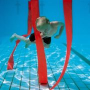   Slalomtauchbänder: neonfarbenes Tauchspiel, 8-er Set – durch Gewichte beschwert, schwebt senkrecht im Wasser